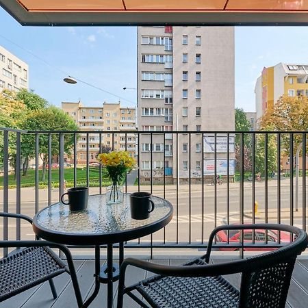 Nowoczesny Apartament Z Balkonem I Parkingiem W Centrum Wroclawia By Noclegi Renters Екстер'єр фото