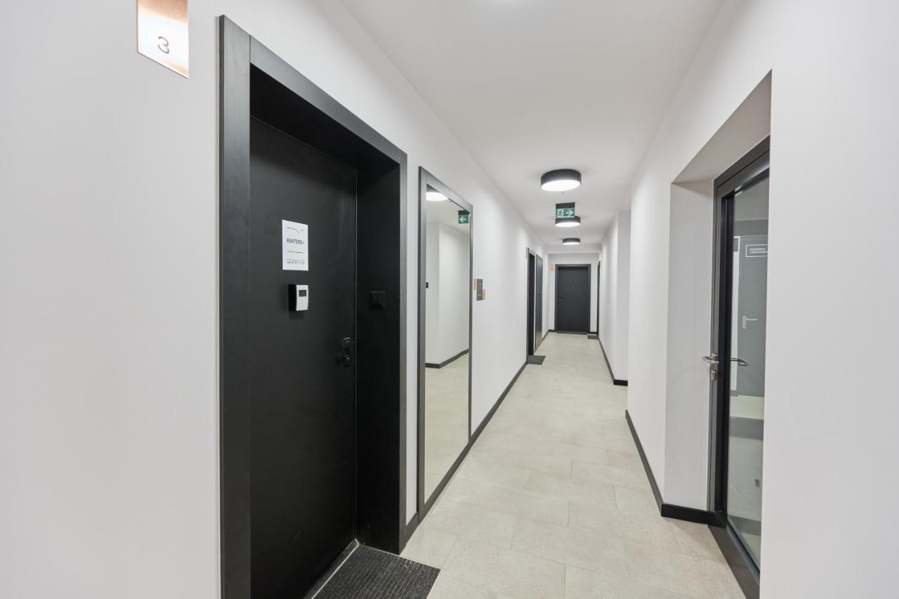 Nowoczesny Apartament Z Balkonem I Parkingiem W Centrum Wroclawia By Noclegi Renters Екстер'єр фото